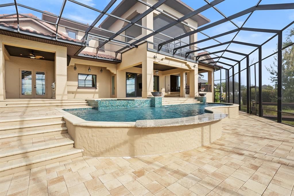 For Sale: $3,250,000 (5 beds, 4 baths, 5713 Square Feet)