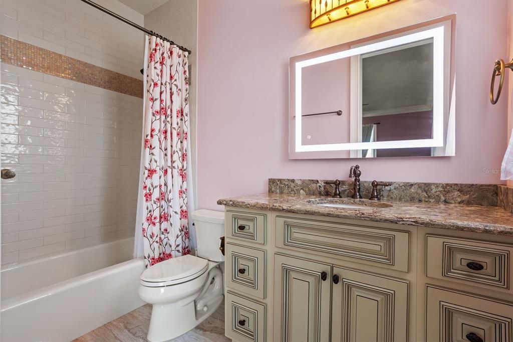 For Sale: $3,250,000 (5 beds, 4 baths, 5713 Square Feet)