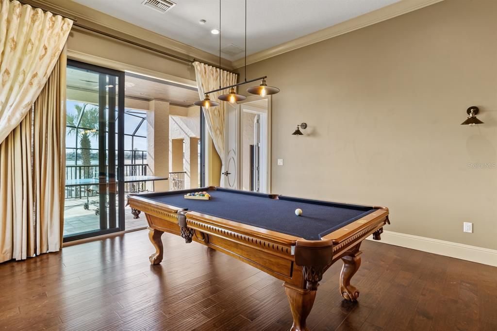 For Sale: $3,250,000 (5 beds, 4 baths, 5713 Square Feet)