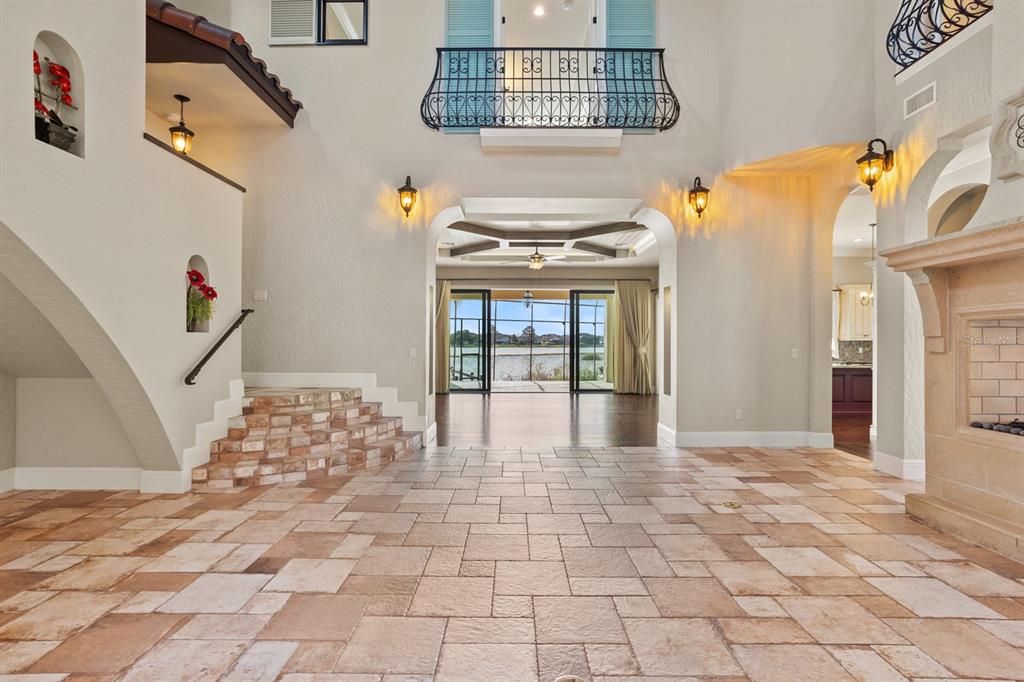 For Sale: $3,250,000 (5 beds, 4 baths, 5713 Square Feet)