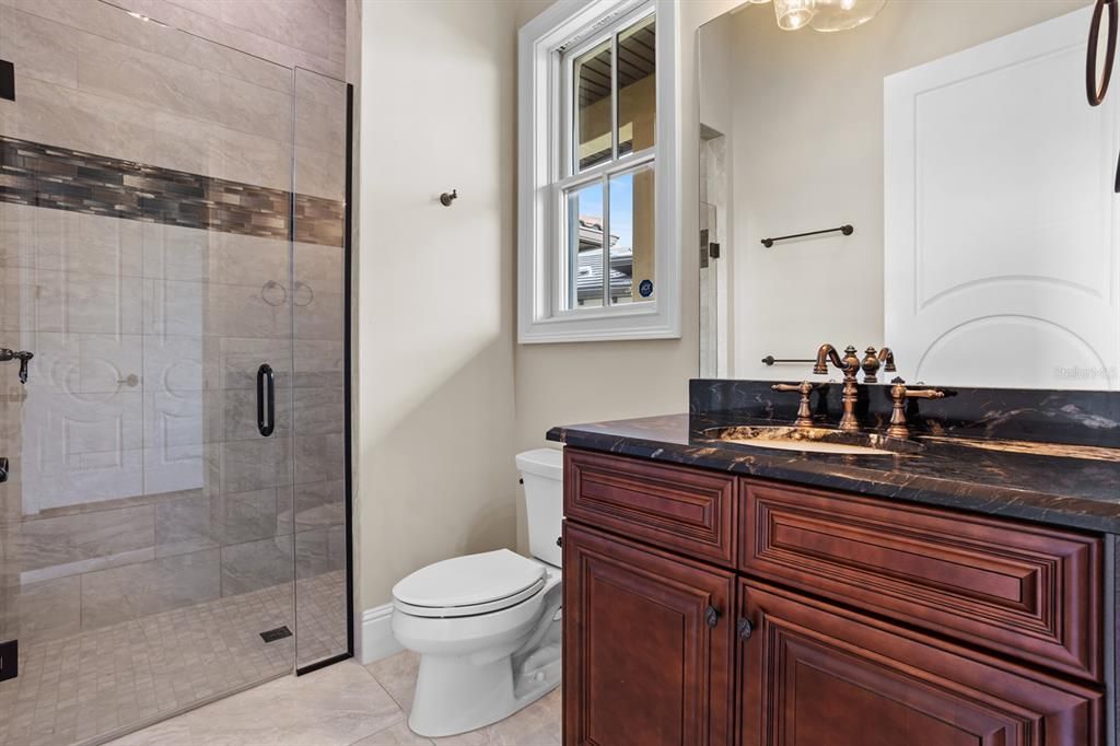 For Sale: $3,250,000 (5 beds, 4 baths, 5713 Square Feet)