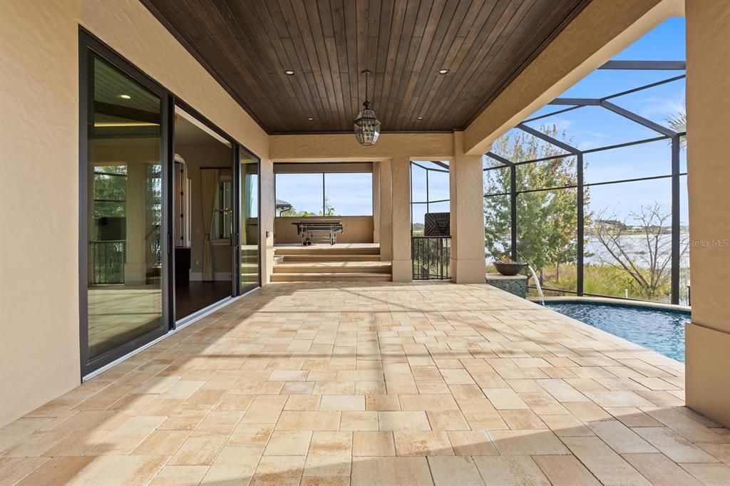 For Sale: $3,250,000 (5 beds, 4 baths, 5713 Square Feet)