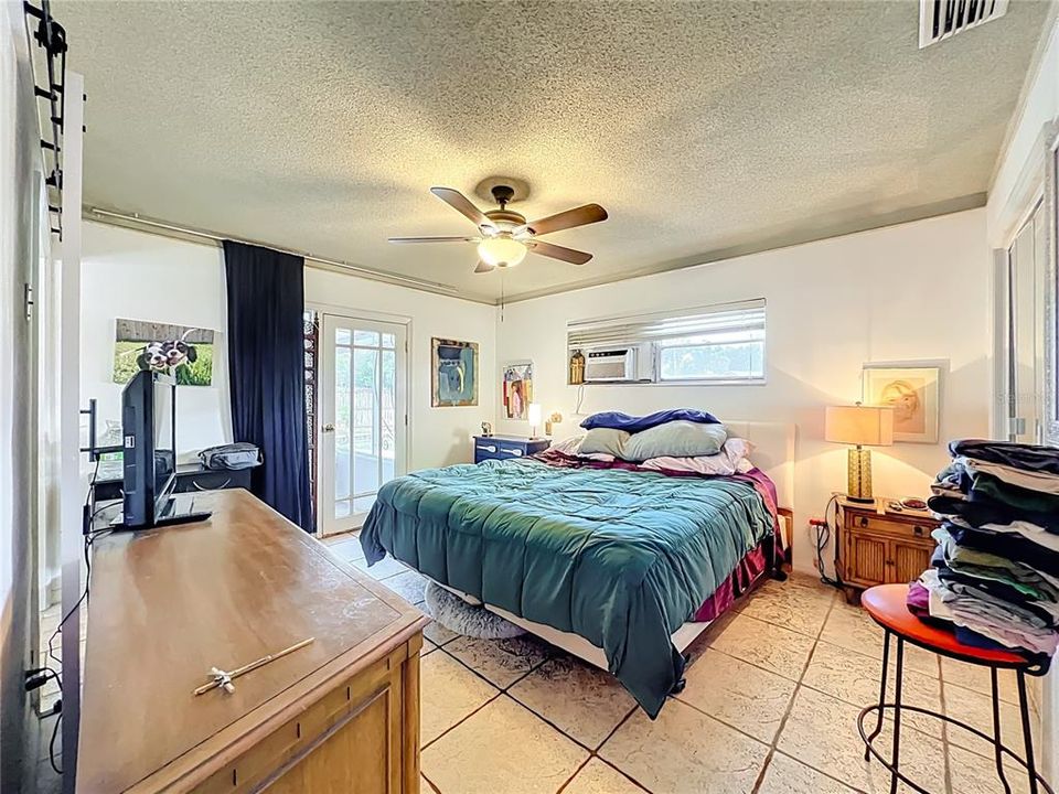 For Sale: $499,000 (4 beds, 3 baths, 1871 Square Feet)