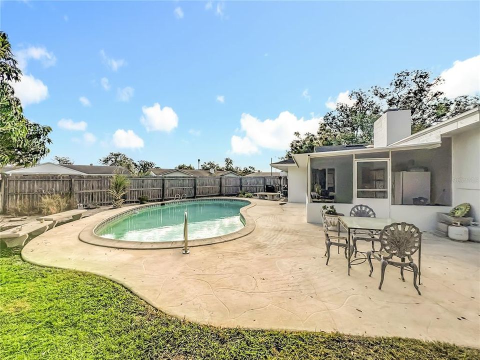 For Sale: $499,000 (4 beds, 3 baths, 1871 Square Feet)