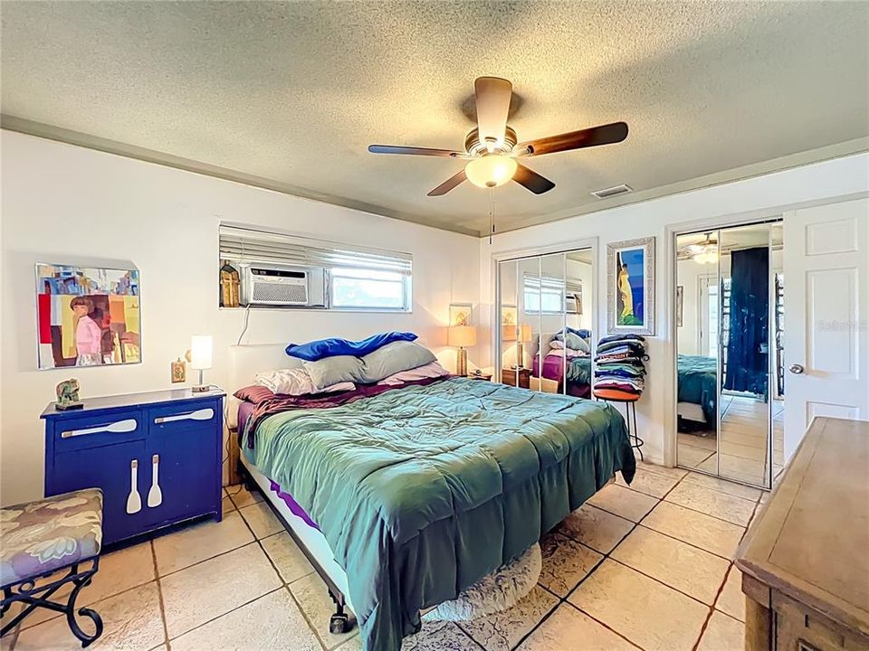 For Sale: $499,000 (4 beds, 3 baths, 1871 Square Feet)