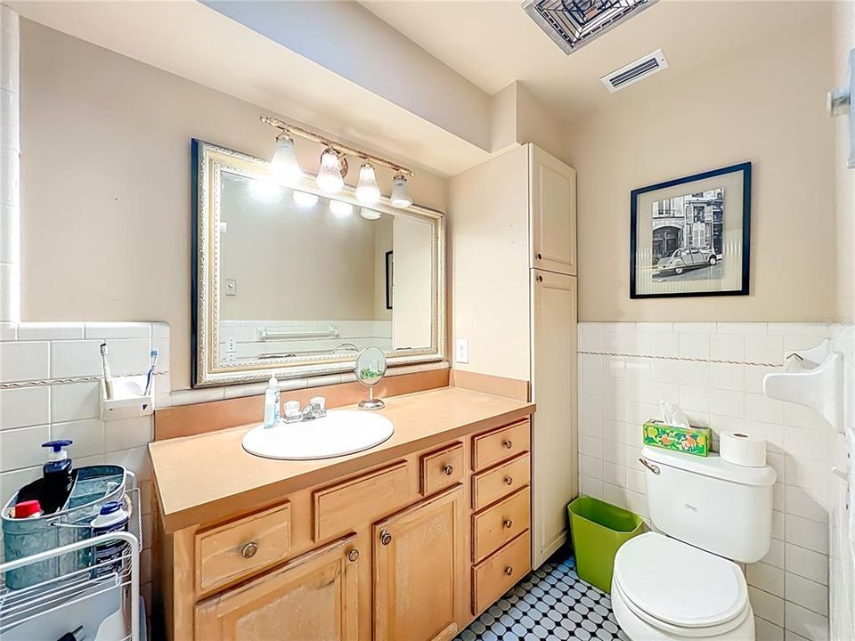 For Sale: $499,000 (4 beds, 3 baths, 1871 Square Feet)