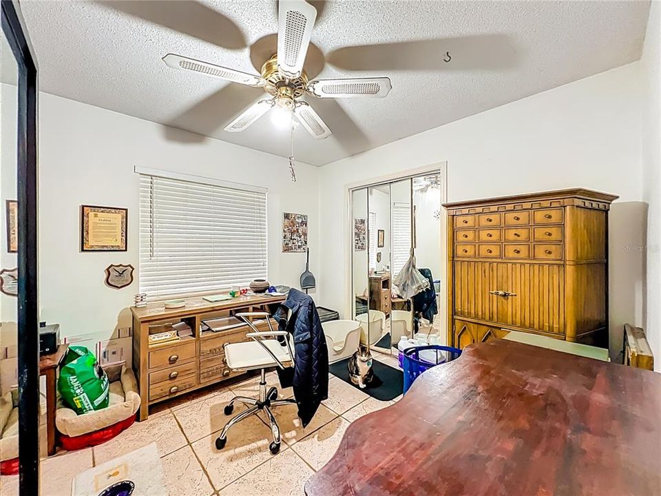 For Sale: $499,000 (4 beds, 3 baths, 1871 Square Feet)