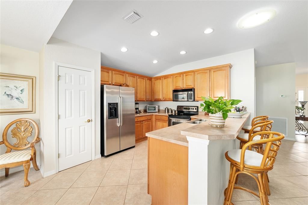 En Venta: $325,000 (2 camas, 2 baños, 1575 Pies cuadrados)