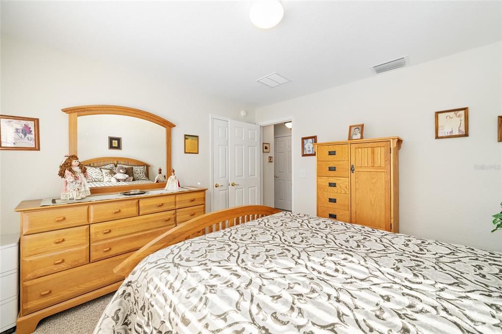 En Venta: $325,000 (2 camas, 2 baños, 1575 Pies cuadrados)