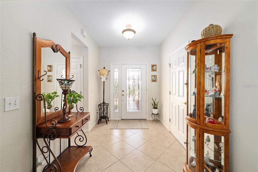 En Venta: $325,000 (2 camas, 2 baños, 1575 Pies cuadrados)