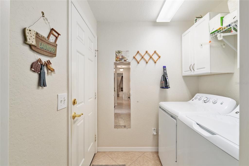 En Venta: $325,000 (2 camas, 2 baños, 1575 Pies cuadrados)