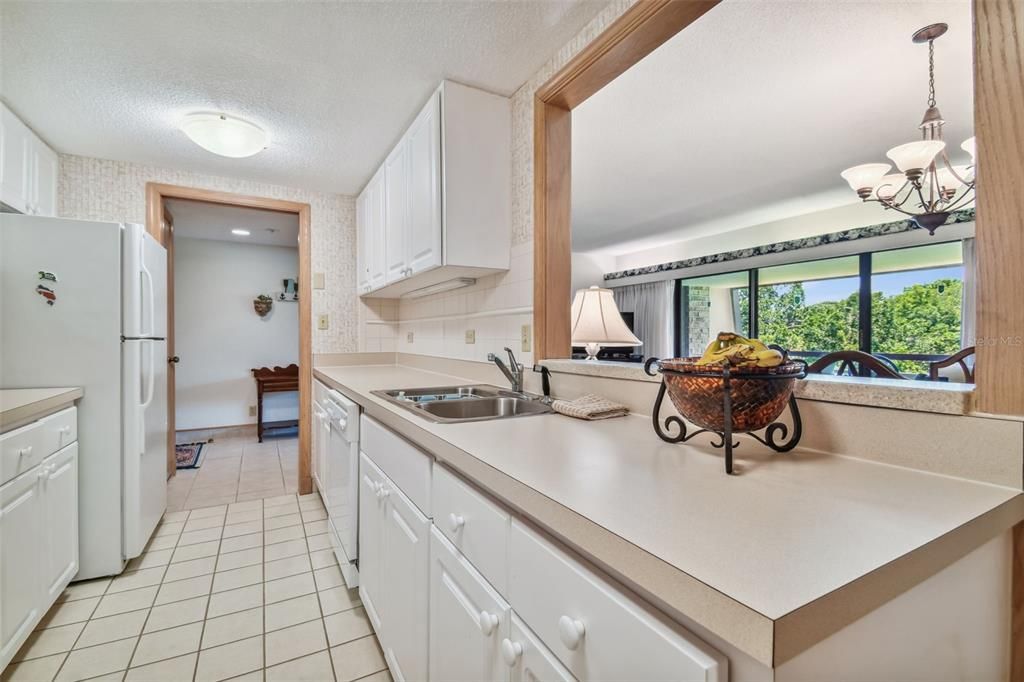 En Venta: $419,000 (2 camas, 2 baños, 1210 Pies cuadrados)