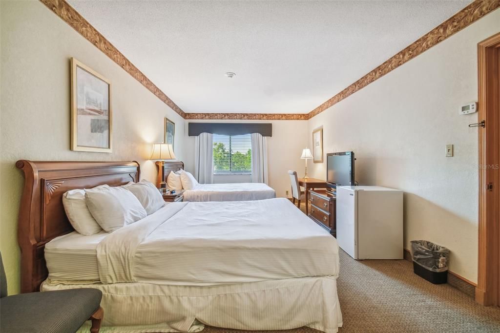 En Venta: $419,000 (2 camas, 2 baños, 1210 Pies cuadrados)