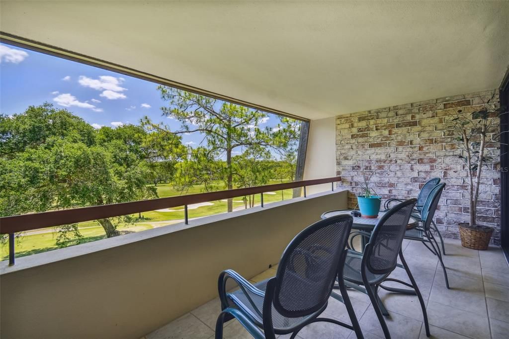 En Venta: $419,000 (2 camas, 2 baños, 1210 Pies cuadrados)