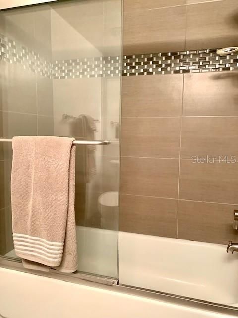 出租: $2,200 (1 贝兹, 1 浴室, 576 平方英尺)