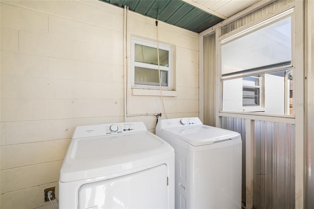 待售: $349,900 (4 贝兹, 0 浴室, 1404 平方英尺)