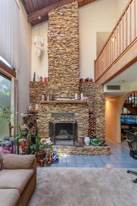 En Venta: $2,300,000 (4 camas, 2 baños, 3564 Pies cuadrados)
