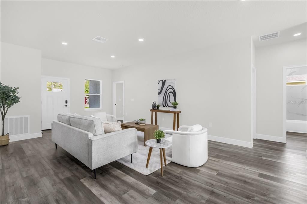 En Renta: $2,250 (4 camas, 3 baños, 1865 Pies cuadrados)