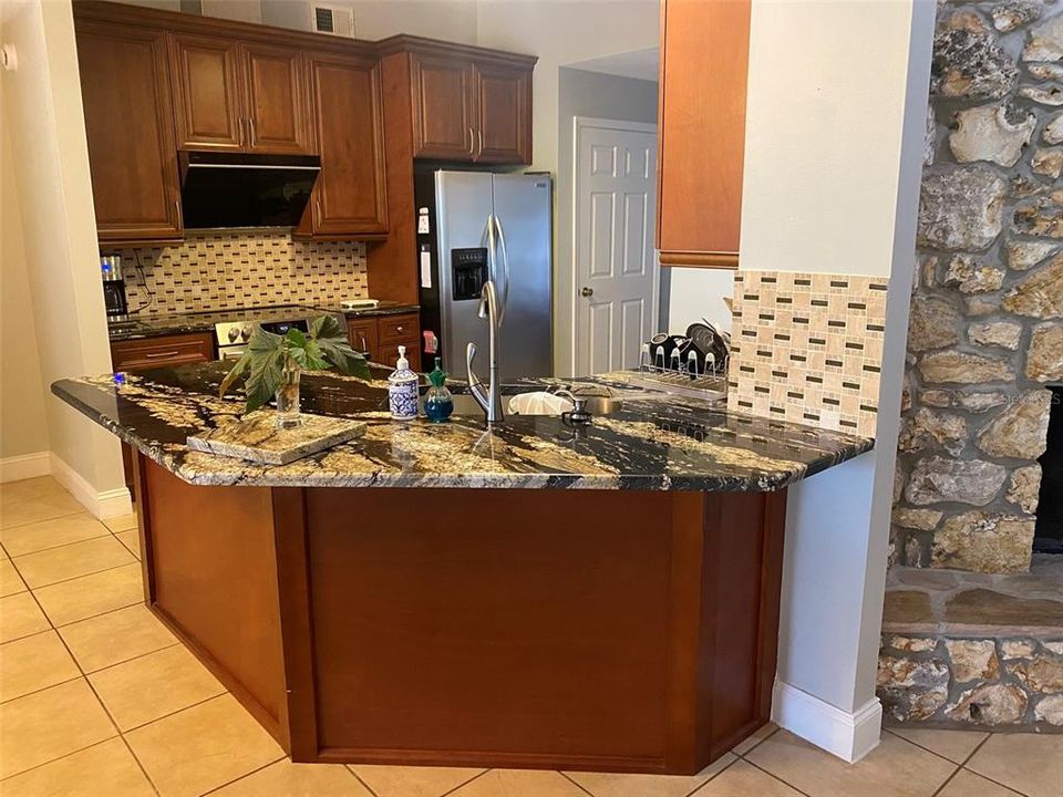 For Sale: $599,000 (3 beds, 2 baths, 1986 Square Feet)