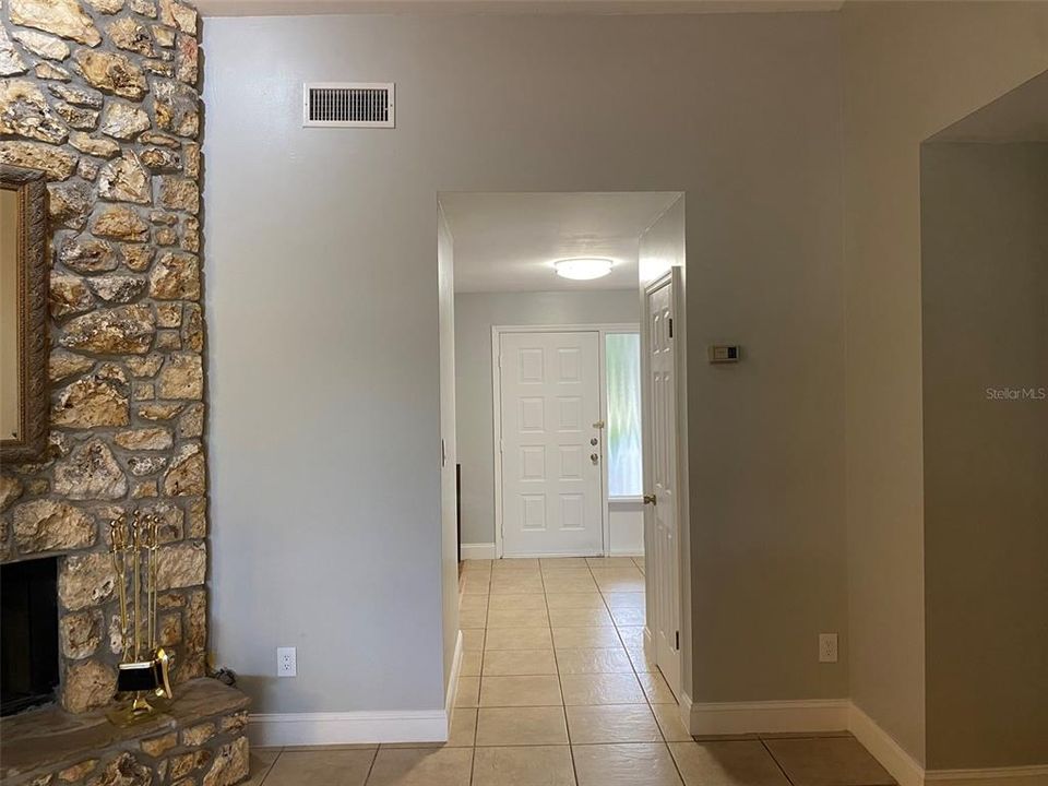 For Sale: $599,000 (3 beds, 2 baths, 1986 Square Feet)