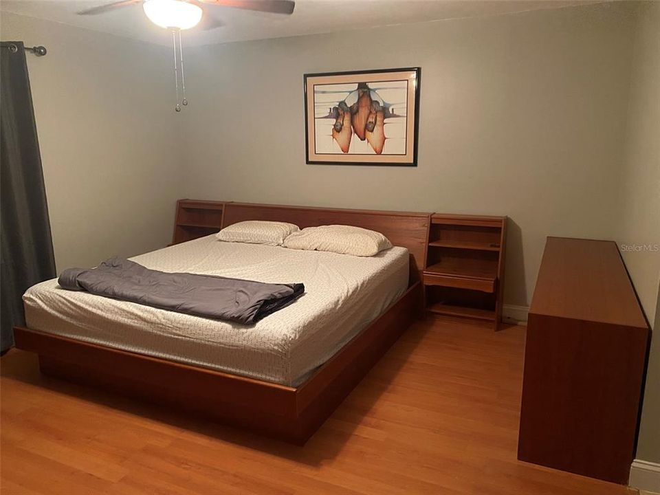 For Sale: $599,000 (3 beds, 2 baths, 1986 Square Feet)