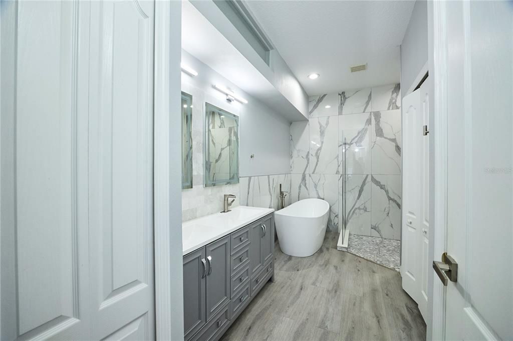 待售: $349,900 (2 贝兹, 2 浴室, 1525 平方英尺)