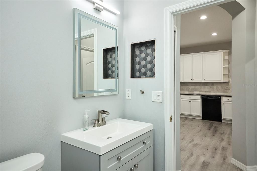 待售: $349,900 (2 贝兹, 2 浴室, 1525 平方英尺)