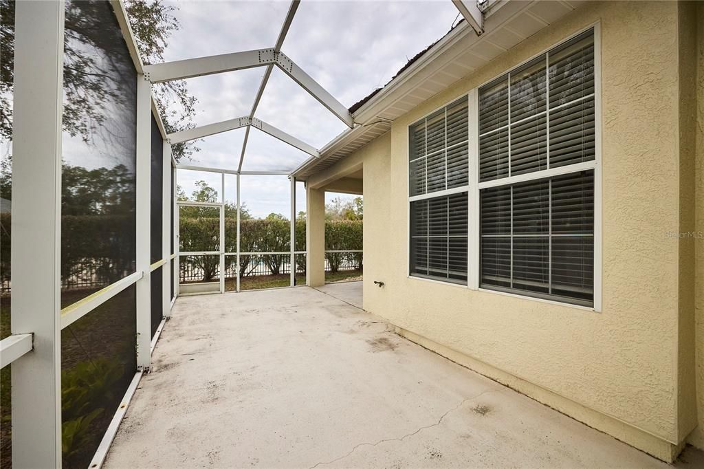 待售: $349,900 (2 贝兹, 2 浴室, 1525 平方英尺)