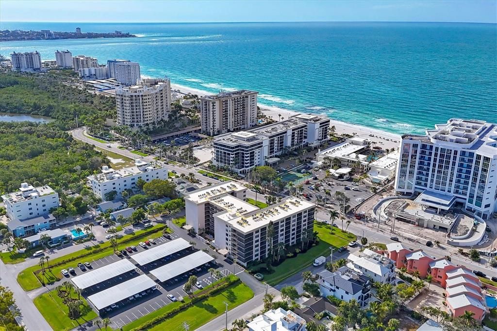 На продажу: $700,000 (2 спален, 2 ванн, 1293 Квадратных фут)