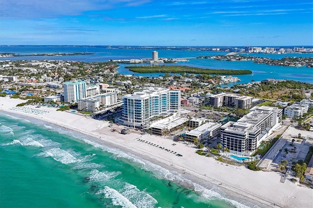 На продажу: $700,000 (2 спален, 2 ванн, 1293 Квадратных фут)