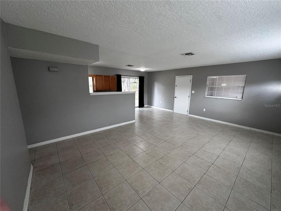 В аренду: $1,795 (2 спален, 1 ванн, 851 Квадратных фут)