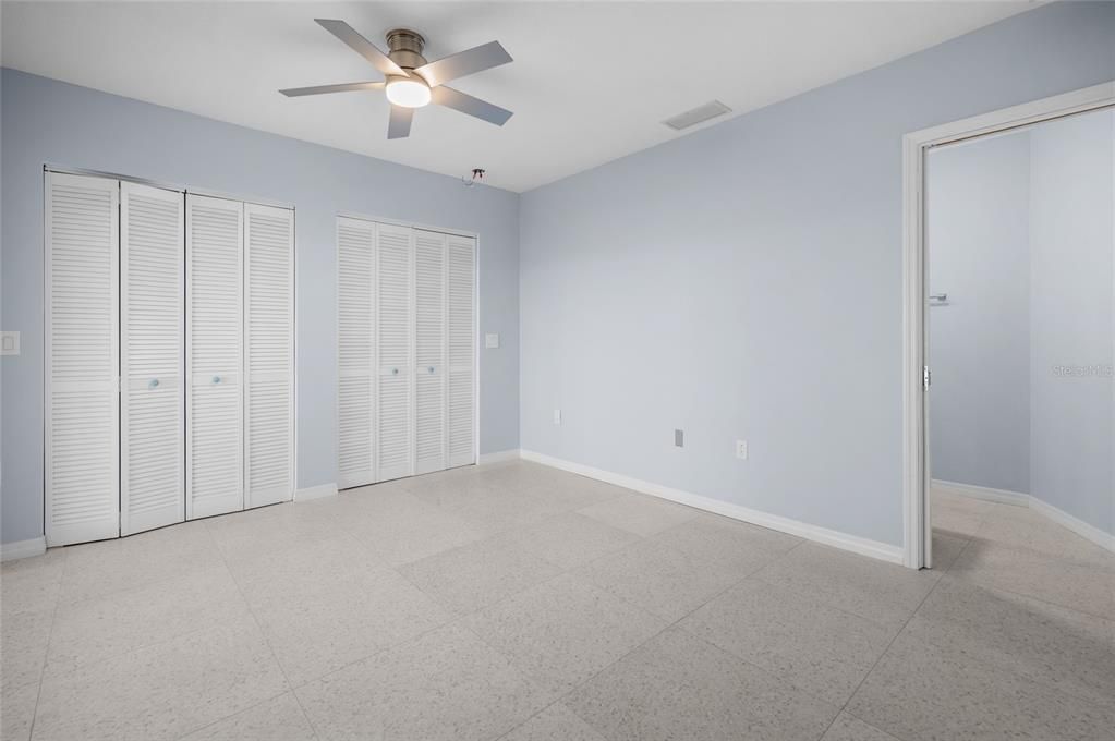 For Sale: $800,000 (3 beds, 2 baths, 1496 Square Feet)