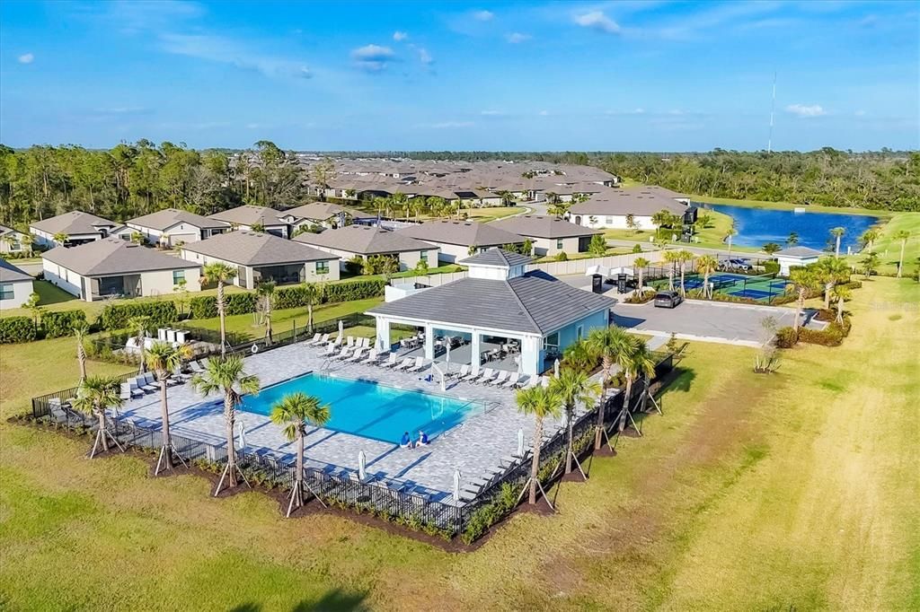 待售: $550,000 (3 贝兹, 3 浴室, 2217 平方英尺)