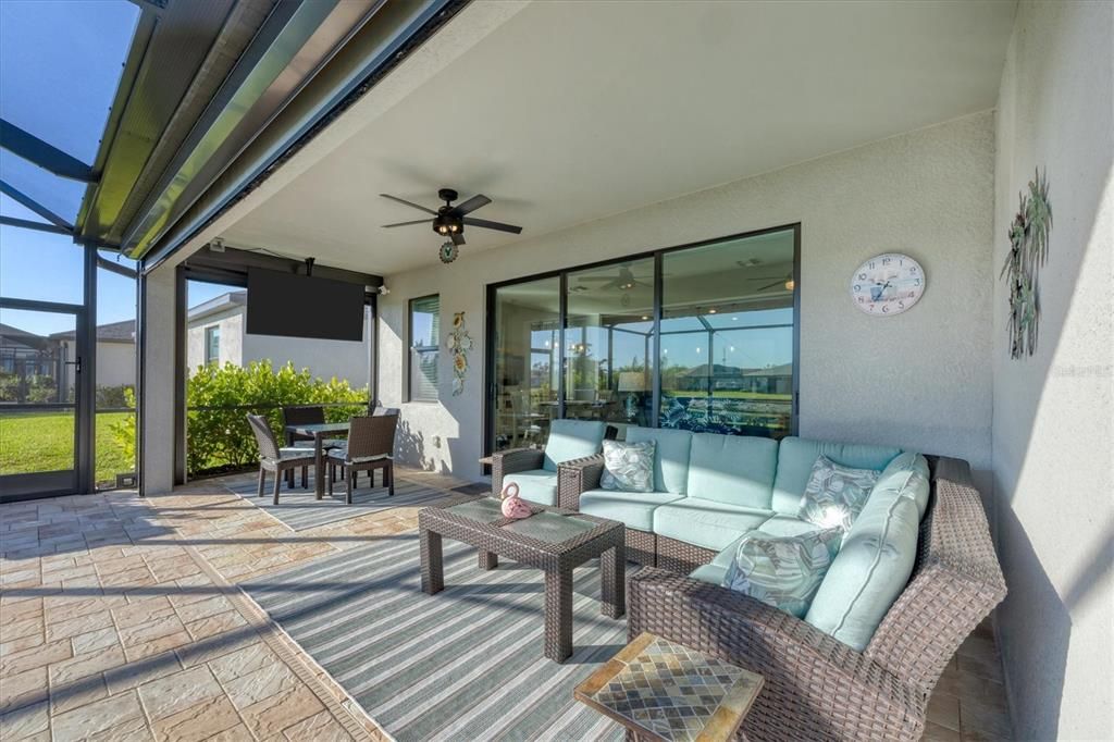 待售: $550,000 (3 贝兹, 3 浴室, 2217 平方英尺)