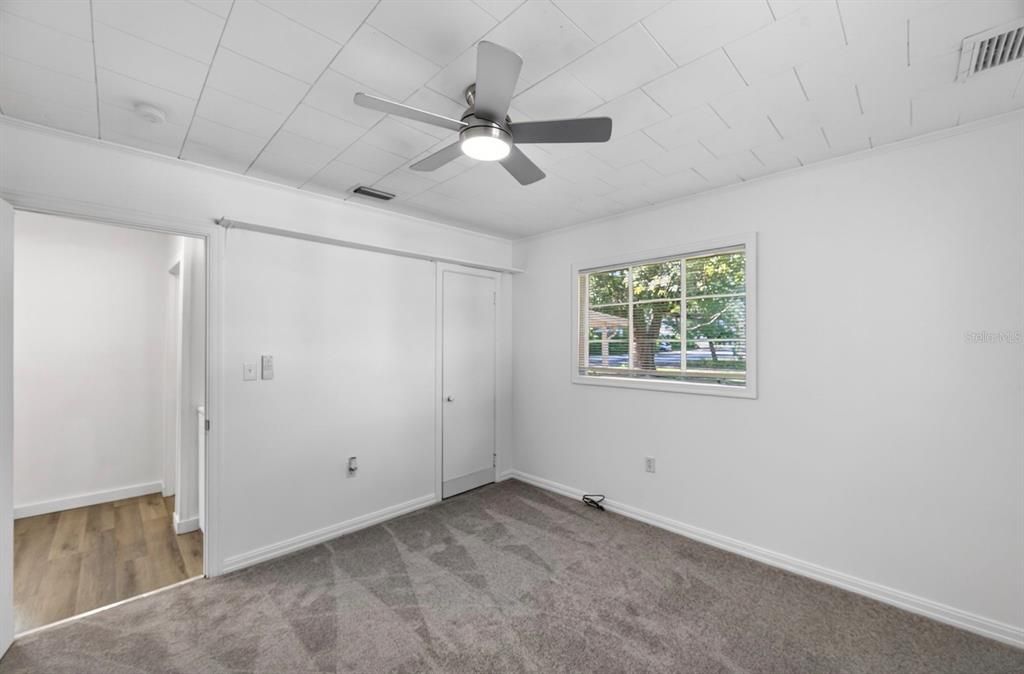 For Sale: $162,000 (2 beds, 1 baths, 792 Square Feet)