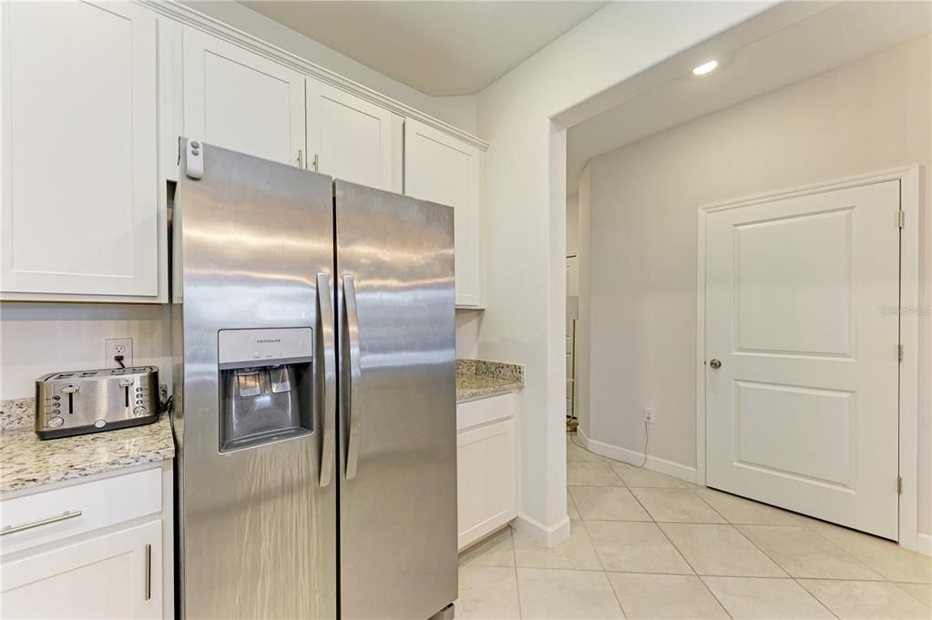 待售: $375,000 (3 贝兹, 2 浴室, 1925 平方英尺)