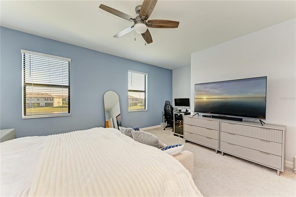 待售: $375,000 (3 贝兹, 2 浴室, 1925 平方英尺)