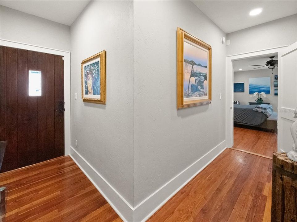 待售: $750,000 (2 贝兹, 2 浴室, 2543 平方英尺)