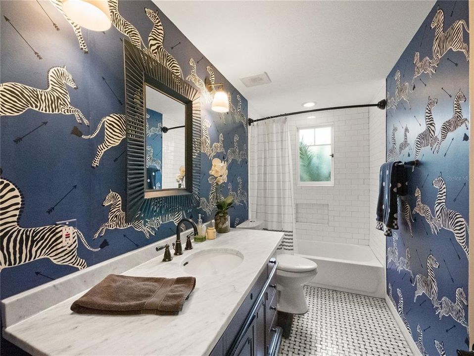 待售: $750,000 (2 贝兹, 2 浴室, 2543 平方英尺)