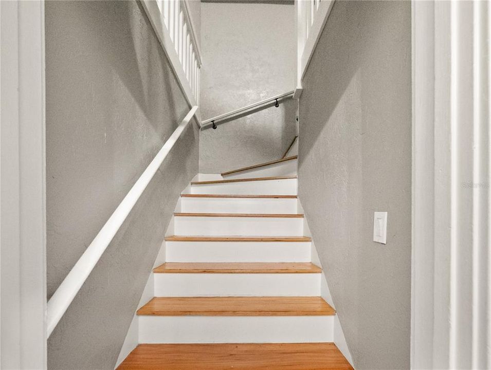 待售: $750,000 (2 贝兹, 2 浴室, 2543 平方英尺)