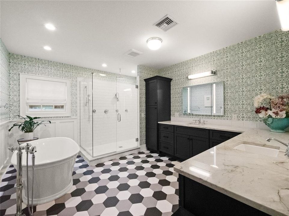 待售: $750,000 (2 贝兹, 2 浴室, 2543 平方英尺)