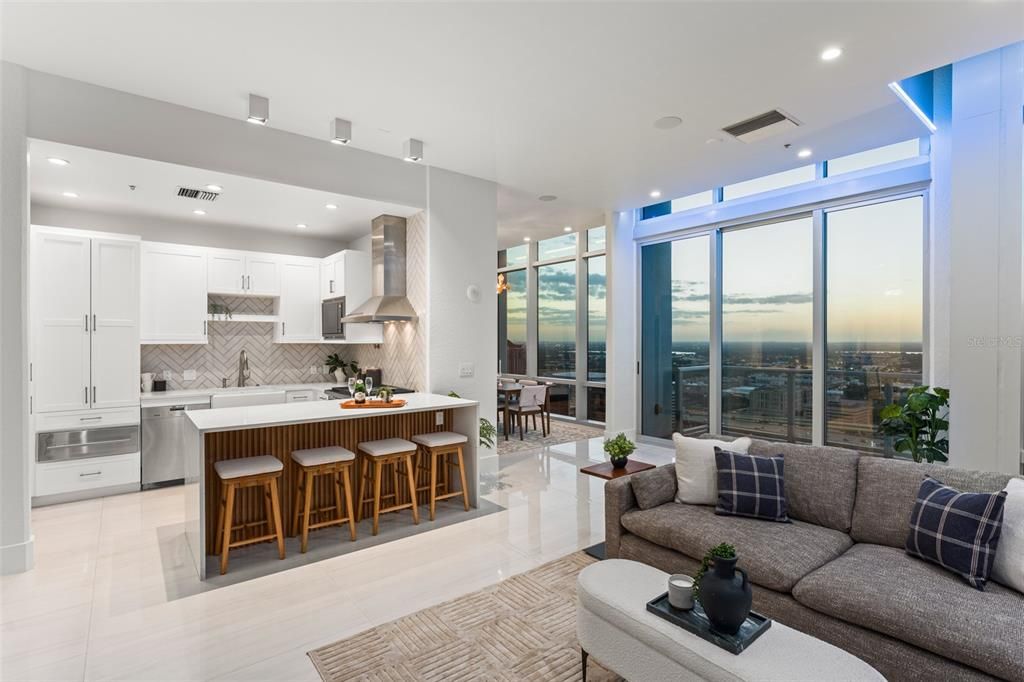 En Venta: $2,575,000 (3 camas, 3 baños, 2446 Pies cuadrados)