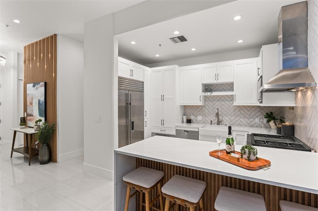 En Venta: $2,575,000 (3 camas, 3 baños, 2446 Pies cuadrados)