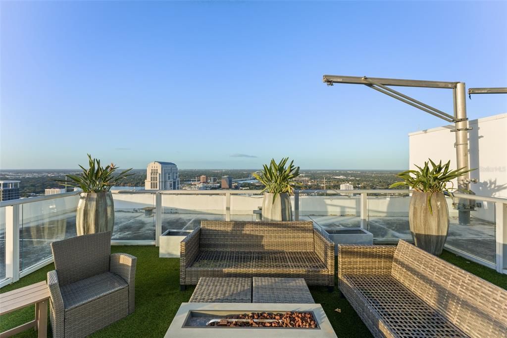 En Venta: $2,575,000 (3 camas, 3 baños, 2446 Pies cuadrados)