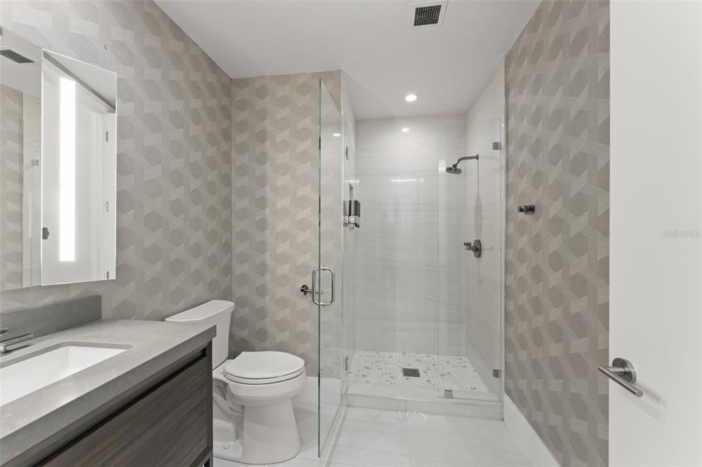 En Venta: $2,575,000 (3 camas, 3 baños, 2446 Pies cuadrados)