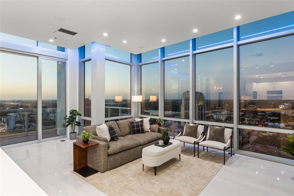 En Venta: $2,575,000 (3 camas, 3 baños, 2446 Pies cuadrados)