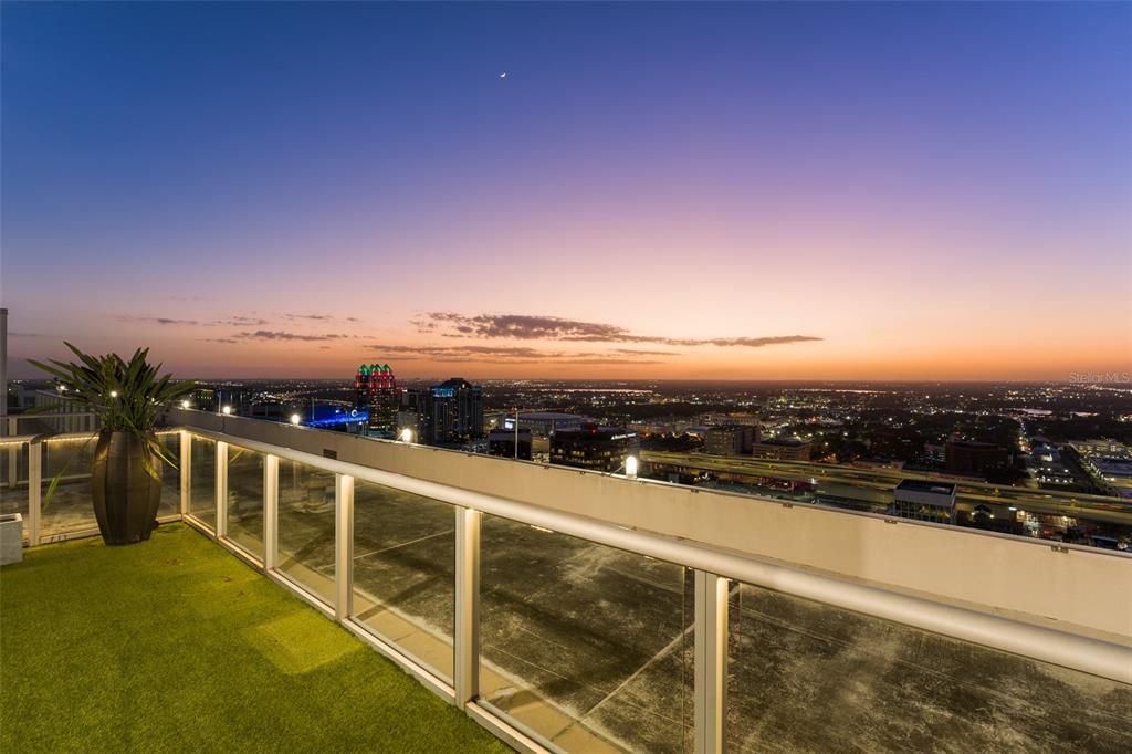 En Venta: $2,575,000 (3 camas, 3 baños, 2446 Pies cuadrados)