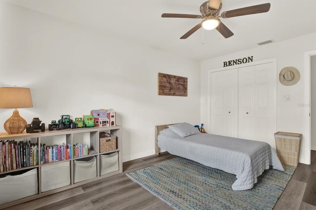 En Venta: $455,000 (4 camas, 2 baños, 2056 Pies cuadrados)