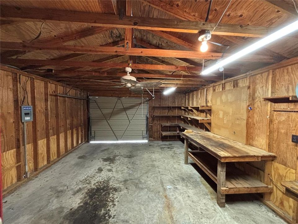 For Sale: $93,000 (2 beds, 2 baths, 942 Square Feet)