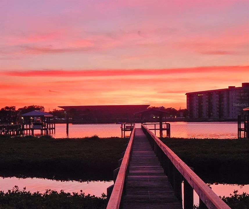 На продажу: $1,498,000 (2 спален, 1 ванн, 1531 Квадратных фут)